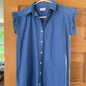 Esby Apparel button front Chambray dress